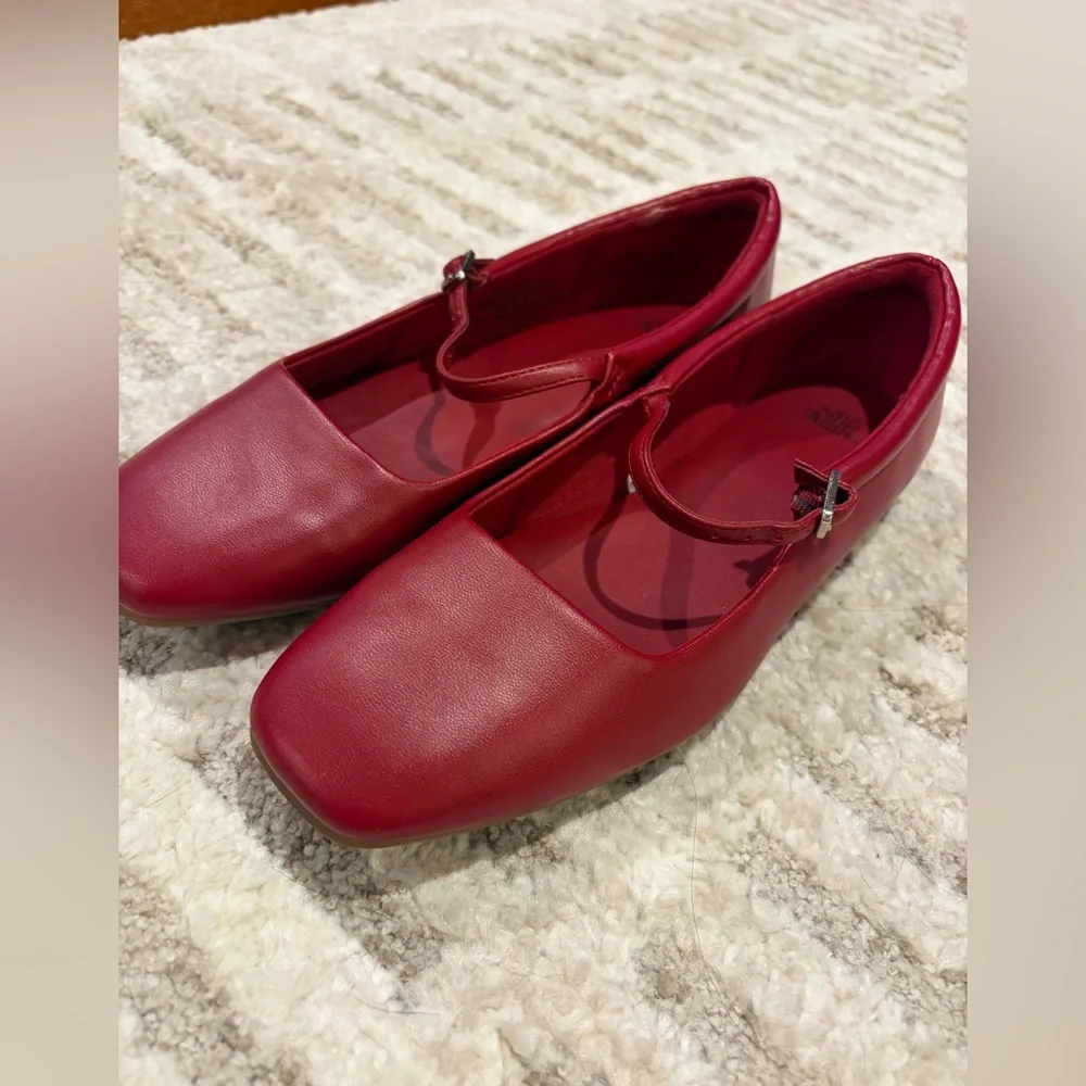 Wild Fable Red Mary Jane Flats - Picture 2 of 3